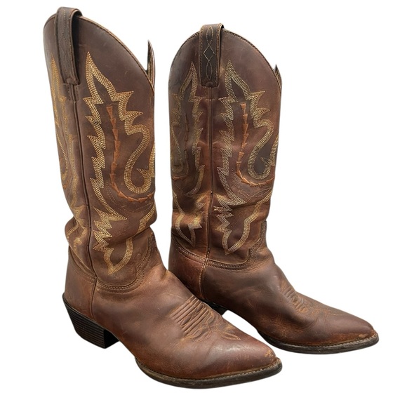Justin Shoes - Women's Justin Brown Gold Embroidered Heeled Cowboy Boots 7.5